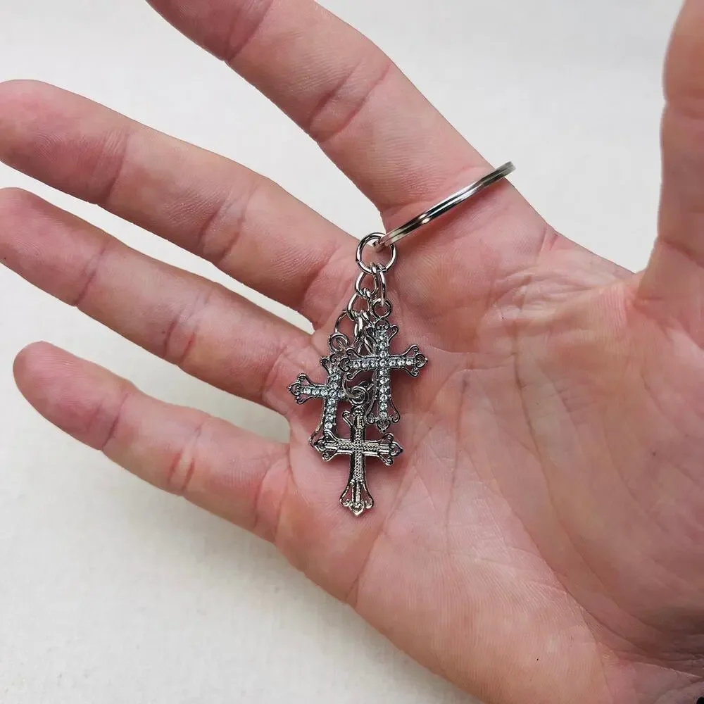 Y2k 2000s vintage style silver cross key chain